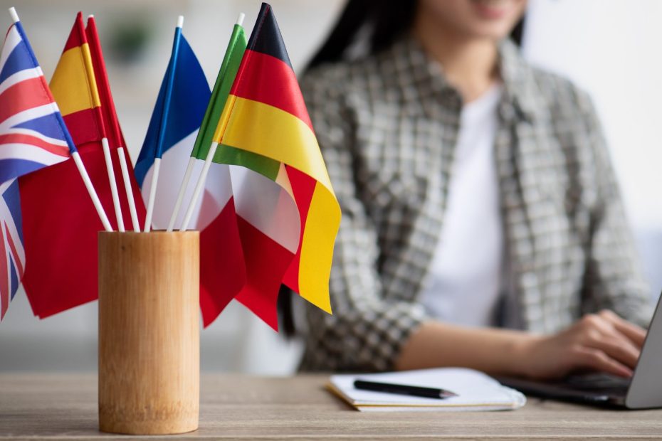 العمالة الوافدة